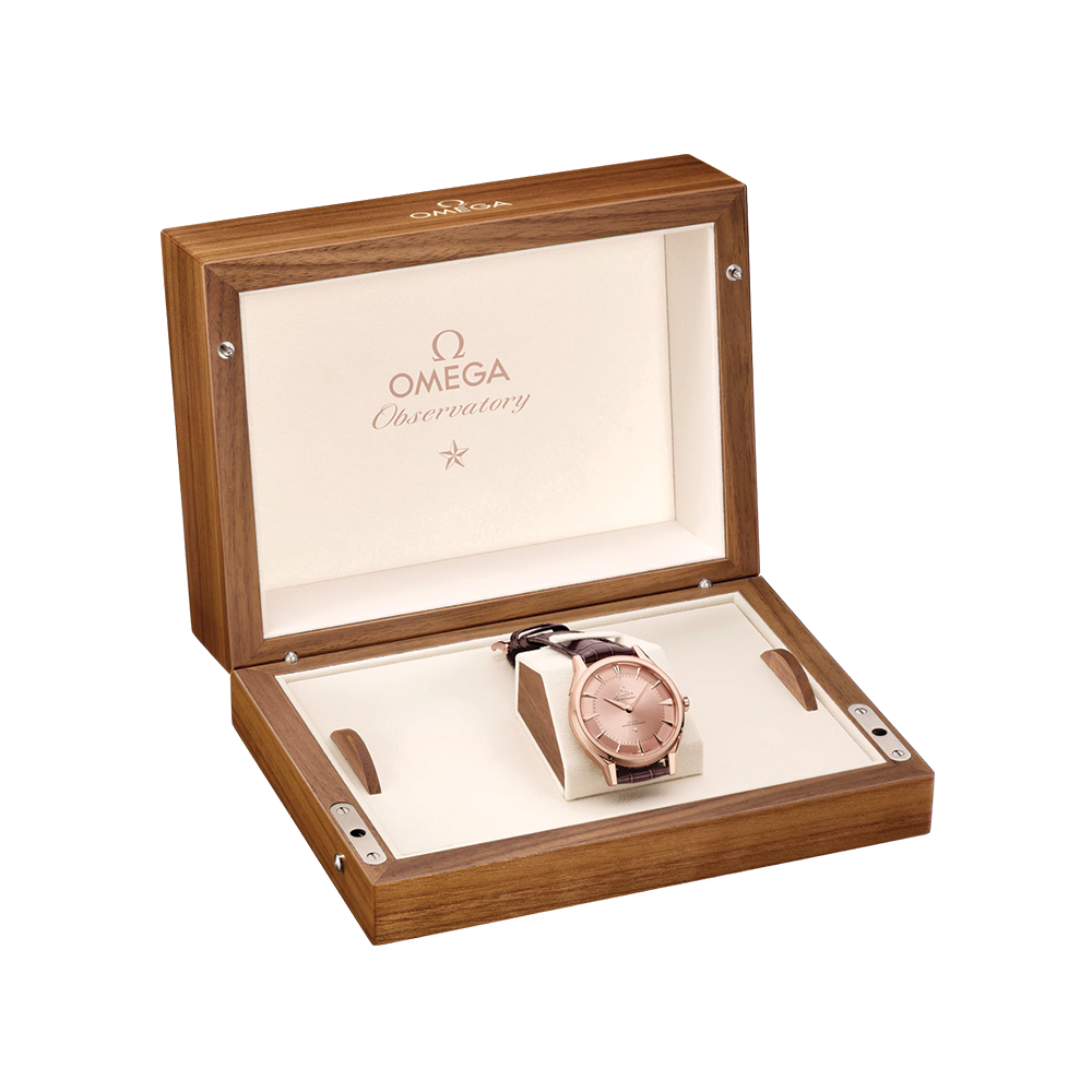 Constellation Observatory Sedna? gold 39.4mm - Pink Gold on Leather Strap