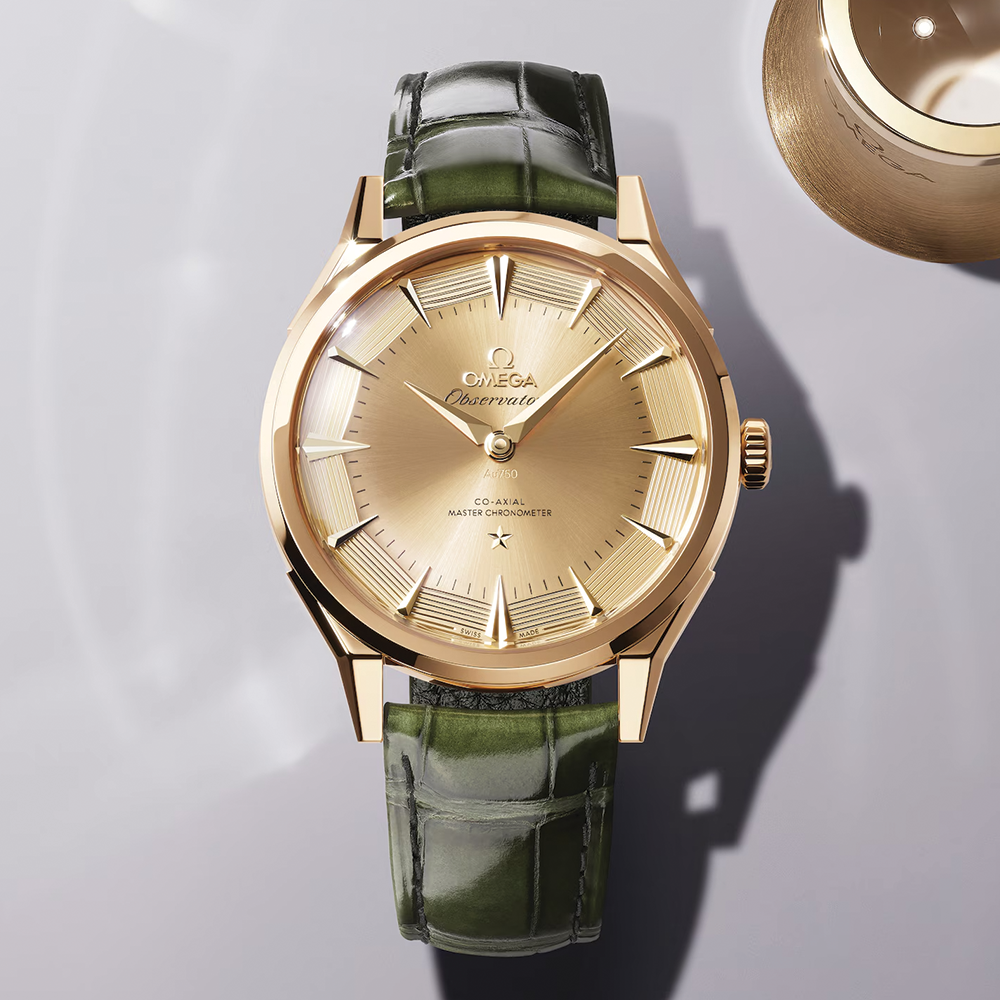 Constellation Observatory Moonshine? Gold 39.4mm - Gold on Leather Strap