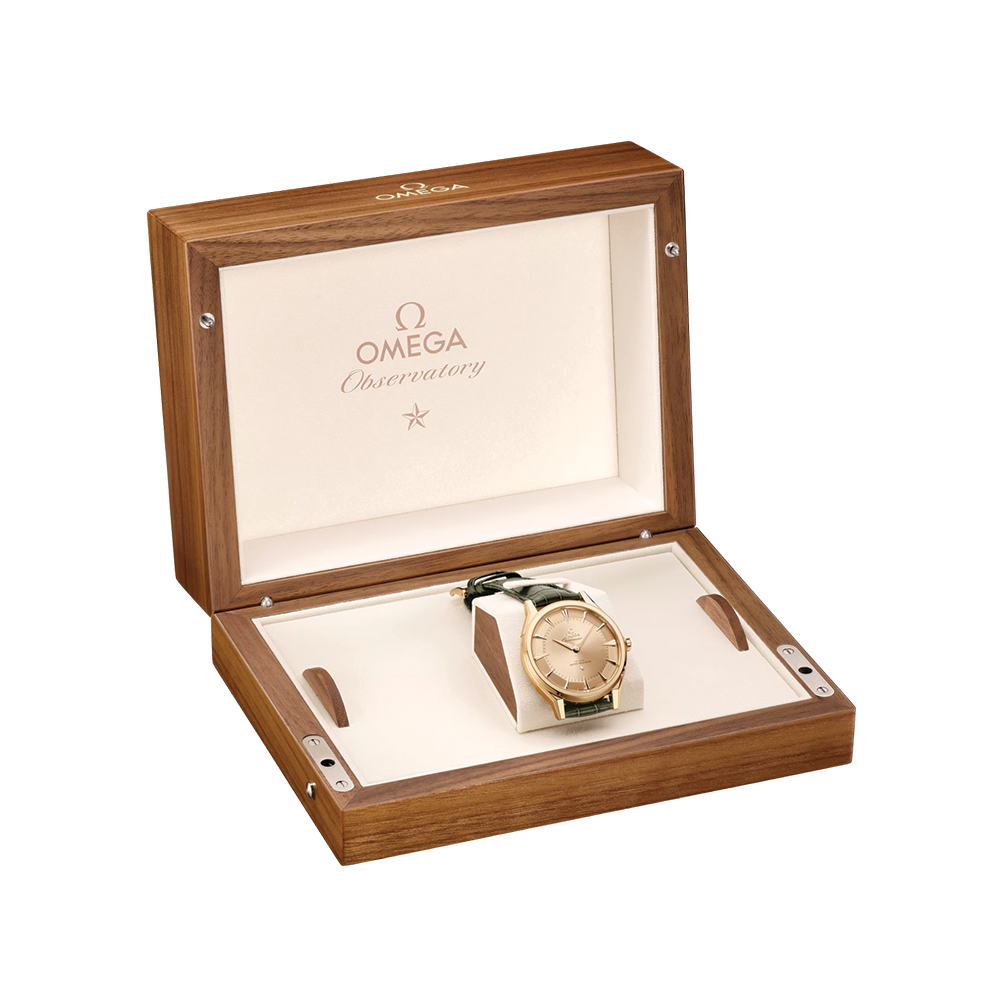 Constellation Observatory Moonshine? Gold 39.4mm - Gold on Leather Strap